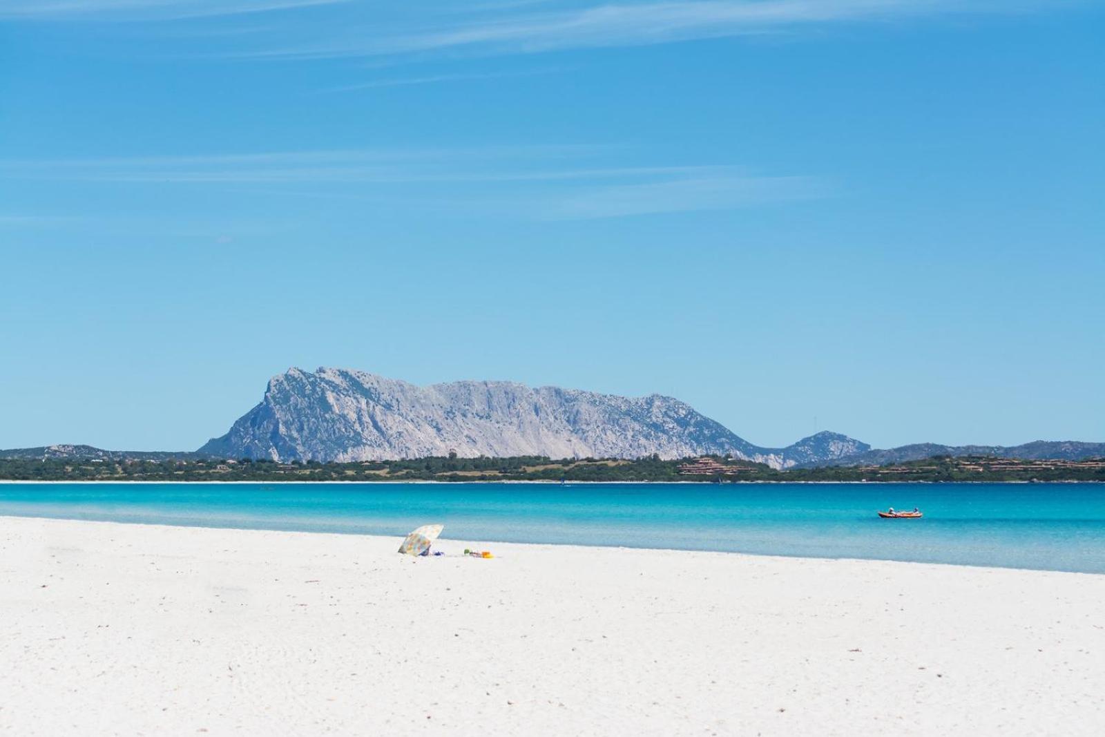 Villa Angedras San Teodoro  Luaran gambar